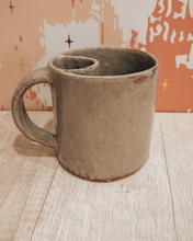 Cargar imagen en el visor de la galería, Taza artesanal para té y infusiones
